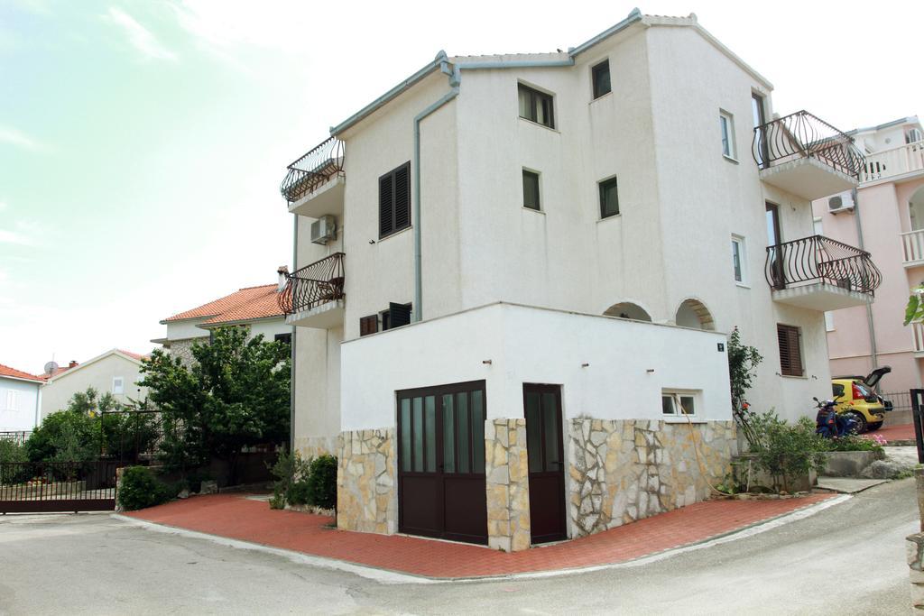 Apartments Sanader Okrug Gornji Exteriér fotografie